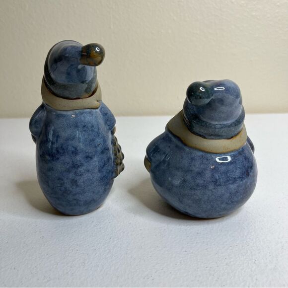 Pair Stoneware Pottery Santas Blue Coats Tall and Short Round Whimsical Folky - Picture 6 of 12